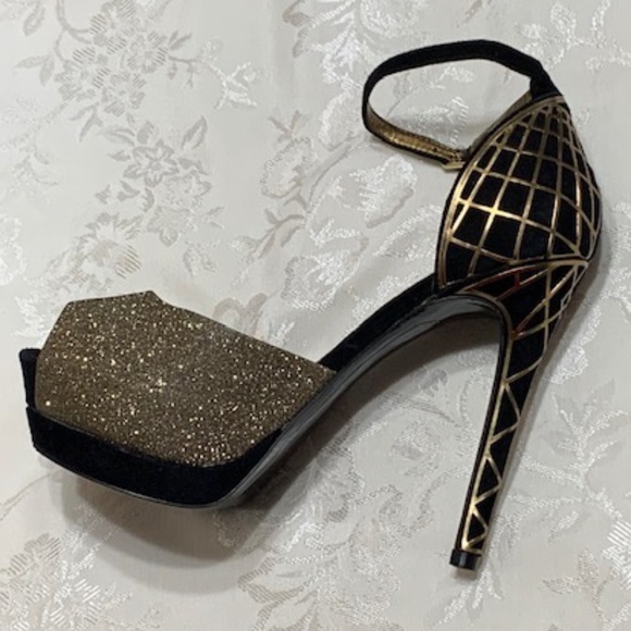 Sam Edelman Shoes - Sam Edelman Peep Toe Heels Size 6.5M